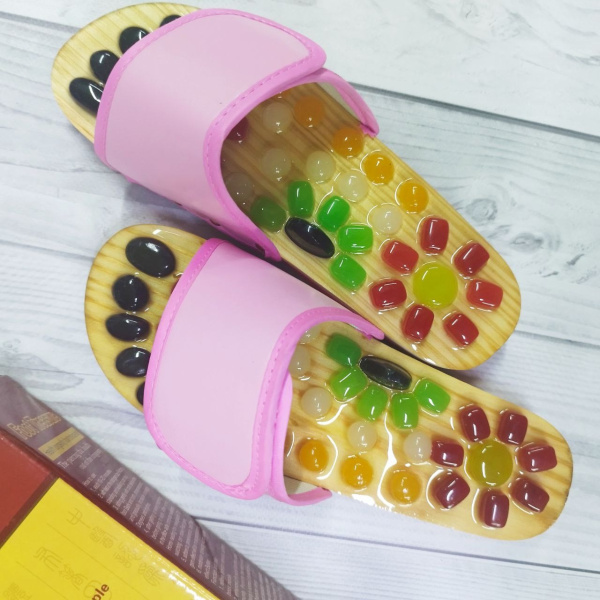 Массажные рефлекторные тапочки Шиацу с натуральным камнем Massage Slipper / Акупунктурный массажер для ног (р-р 37-38)